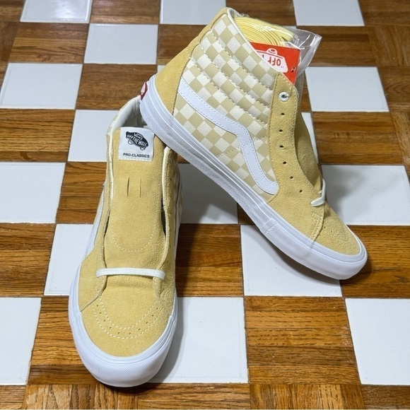 Vans Sk8-Hi Pro‎ Checkerboard Pale Banana Suede Sneakers Size 11.5 Men - Picture 1 of 9